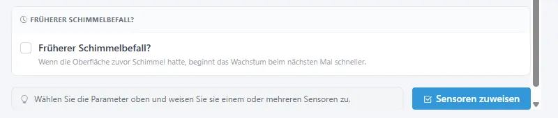 Unterer Teil der Schimmelrisiko-Einstellungen mit der Schaltfläche Sensoren zuweisen.